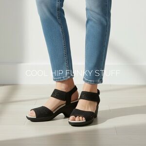 JBU JAMBU “Toledo” Laser Cut Nubuck Sandals Wedge heel NWOB Size 9